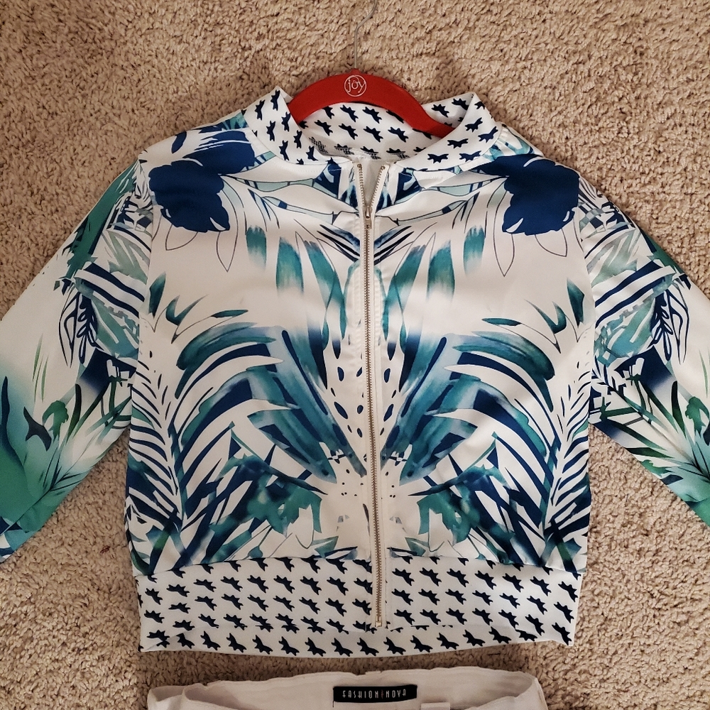 Fashion Nova 2 Piece Stretch Pants & Jacket - Picture 7 of 13